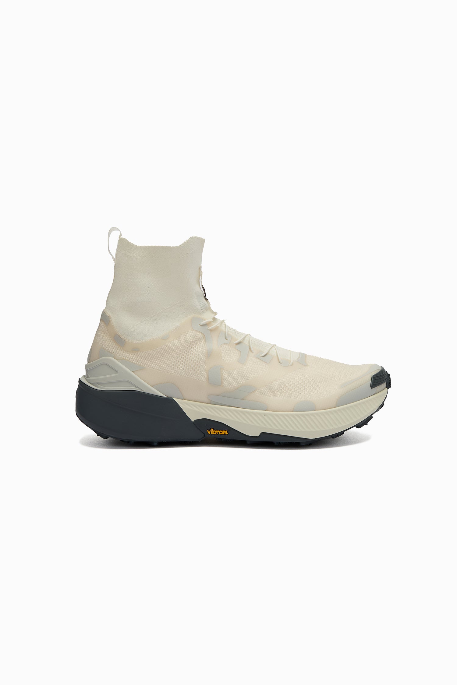 AMAK COOL MESH MID TRAIL RUNNING SHOES